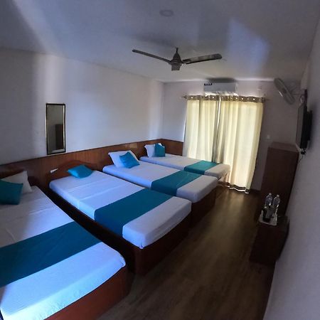 Hotel Dolly Покхара Екстер'єр фото