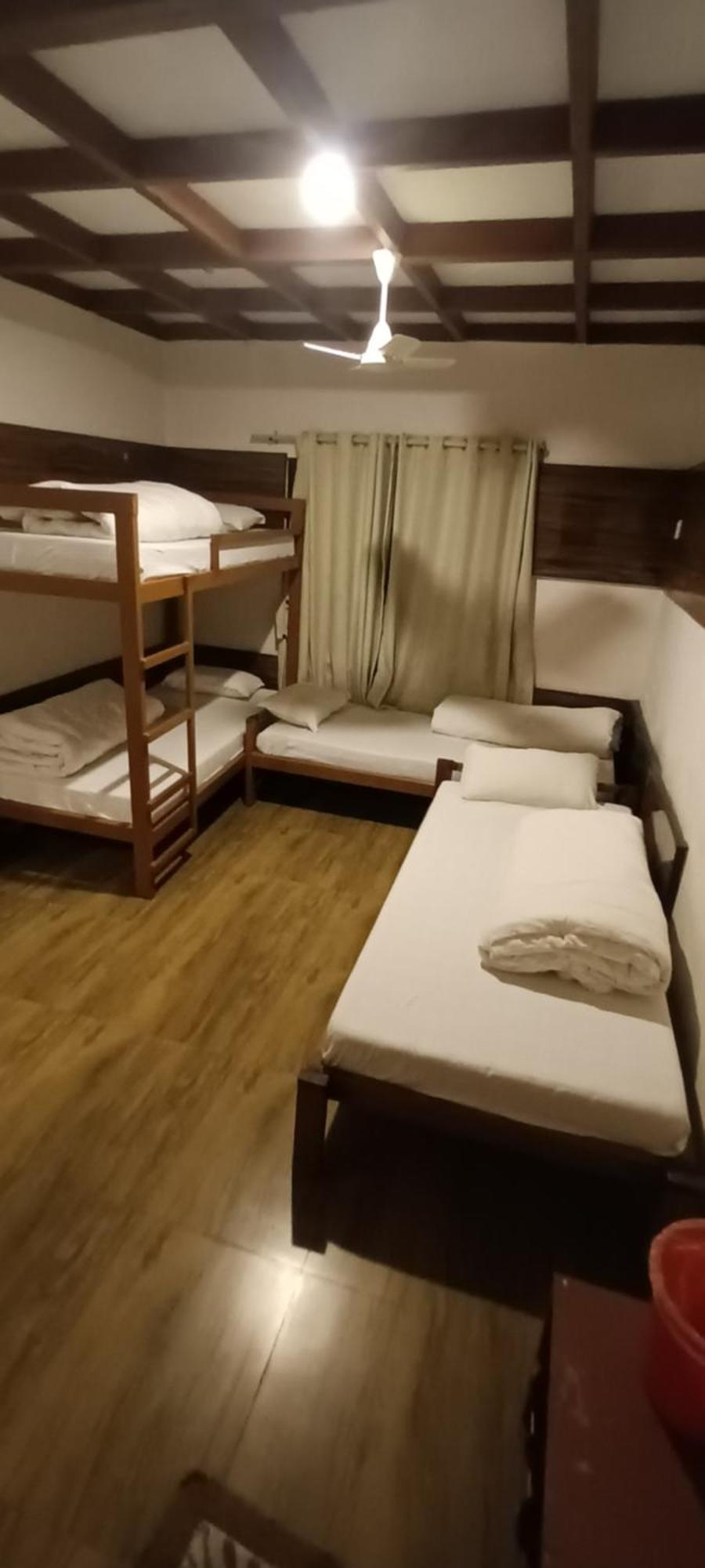 Hotel Dolly Покхара Екстер'єр фото