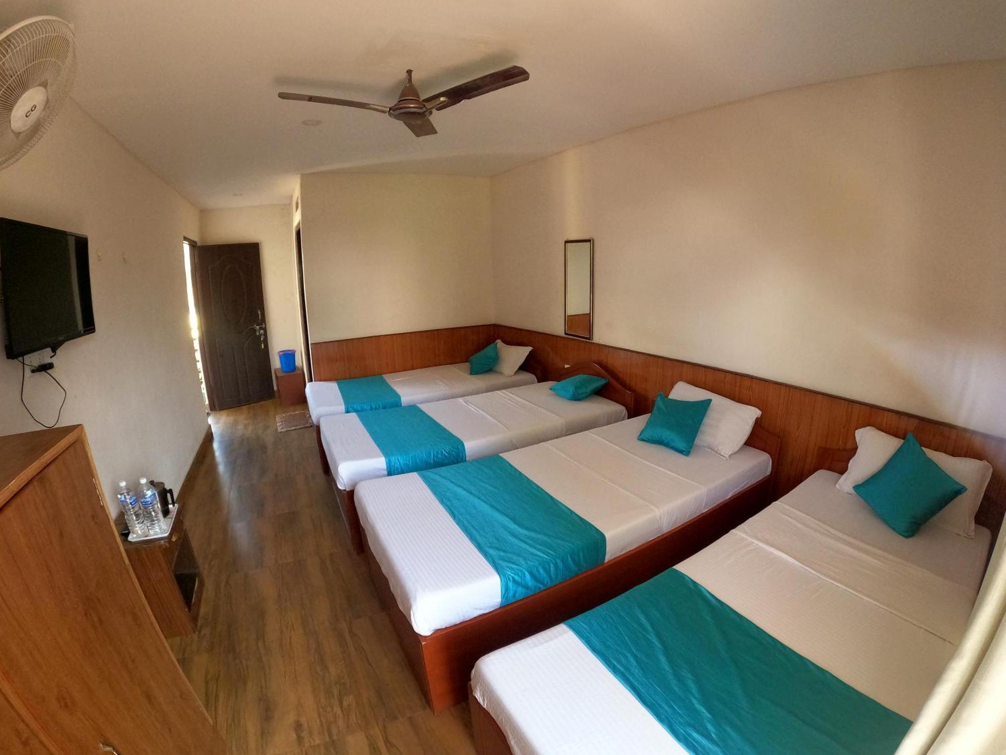 Hotel Dolly Покхара Екстер'єр фото